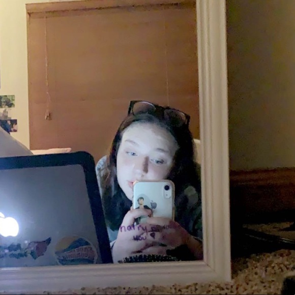 Meet your Posher, Grace - Picture 1 of 1